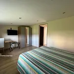 D'hotes & Champagne Douard Bed & Breakfast 3*