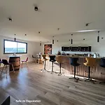 D'hotes & Champagne Douard Bed & Breakfast 3*