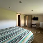 Bed & Breakfast D'hotes & Champagne Douard