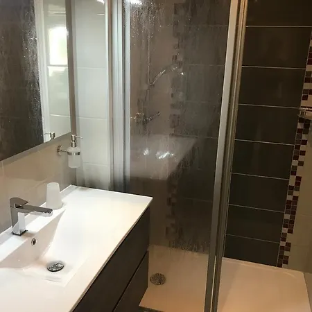 D'hotes & Champagne Douard 3*